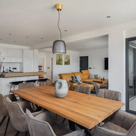 House & Apartment