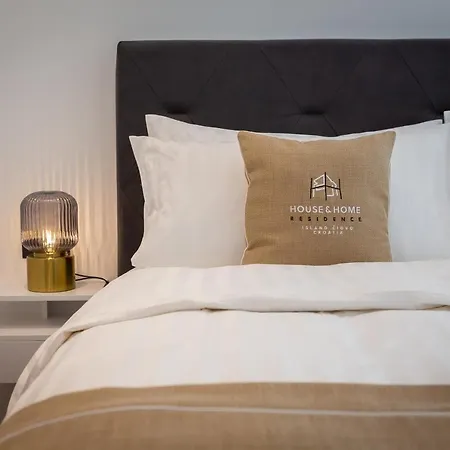 House & Apartment Slatine