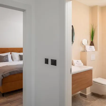 House & Apartment