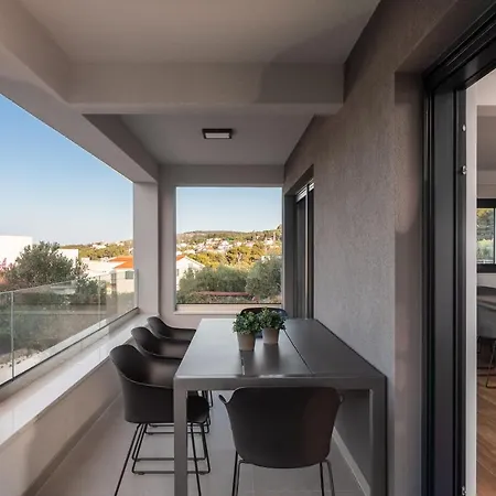 Apartment House & *