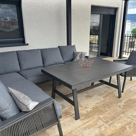 House & Apartment