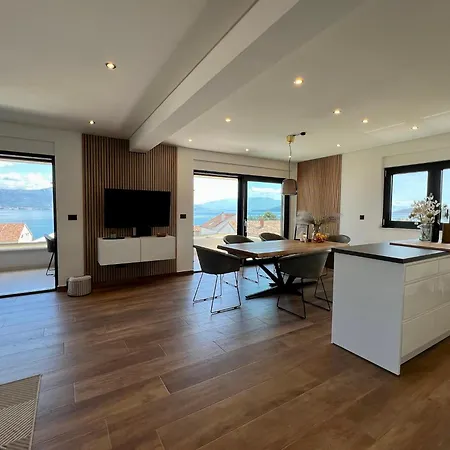 House & Apartment *