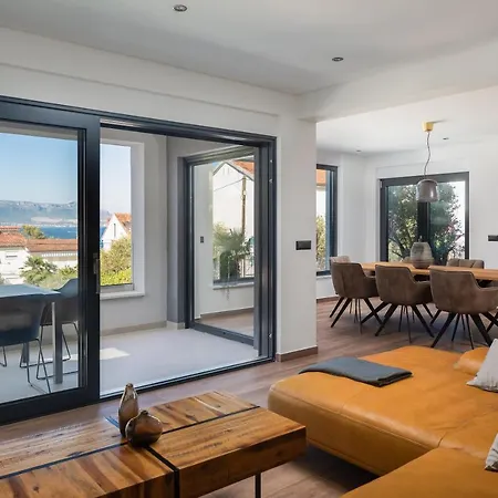 Appartement House &