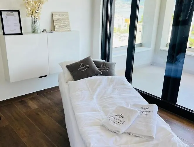 House & Apartment *