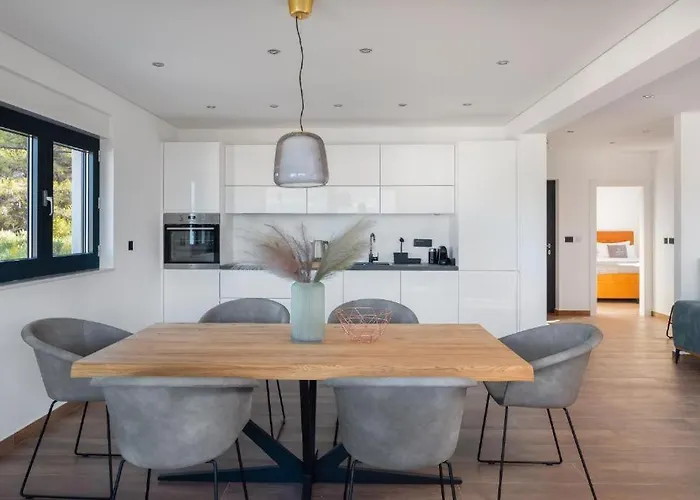 House & Apartment *