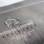House & Lägenhet Slatine
